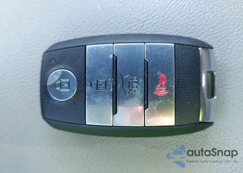 2020 Kia Sportage Ex z USA, uszkodzony, nr VIN KNDPNCACXL7720606